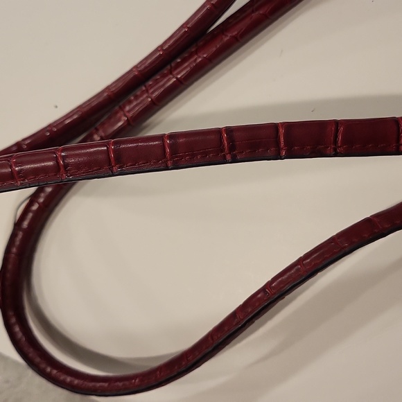 Blk & W Zebra pattern tote - Picture 3 of 5